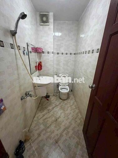 Cho thuê nhà 3 tầng 4 phòng ngủ 3 vệ sinh hẻm nhựa 6m giá 8,5 triệu