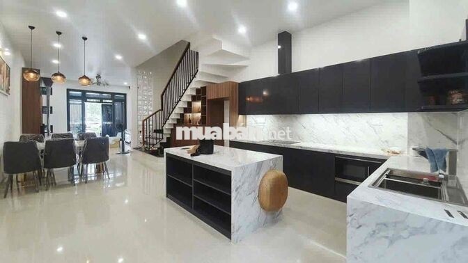 CHO THUÊ NHÀ FULL NỘI THẤT (5x18) ĐỐI DIỆN TRƯỜNG ĐH .RMIX -KDC SADECO
