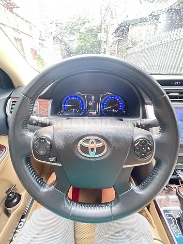 Cần bán xe Camry đời 2017. Máy 2.5G 