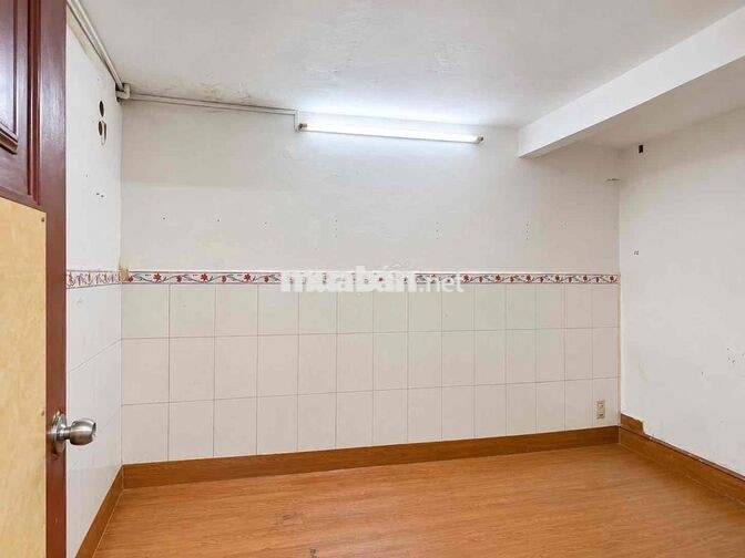 CHO THUÊ MẶT BẰNG 60M² KHU BÌNH TÂY – HỒNG BÀNG – CÓ PHÒNG/WC