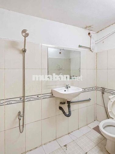 CHO THUÊ MẶT BẰNG 60M² KHU BÌNH TÂY – HỒNG BÀNG – CÓ PHÒNG/WC