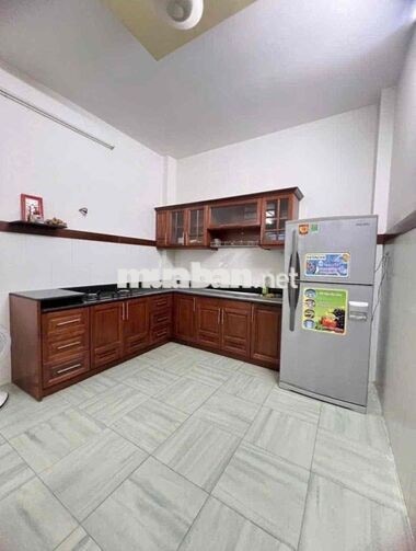 Hẻm Xe Hơi - Nguyễn Trãi Quận 5 44m2 4 Tầng 4 PN - 22 Tr