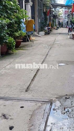 cho thuê nhà mới dt 4/12m Đúc lầu.  Liên Khu 4-5 Bình Hưng Hòa B Bình 
