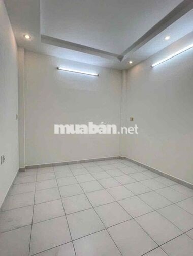Hẻm Xe Hơi - Nguyễn Trãi Quận 5 44m2 4 Tầng 4 PN - 22 Tr