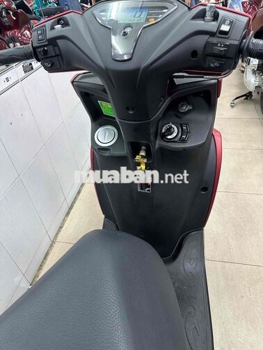Yamaha FreeGo Đặc biệt màu Đỏ đen
