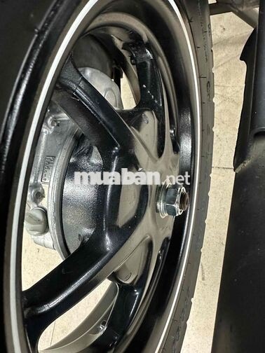 Yamaha FreeGo Đặc biệt màu Đỏ đen
