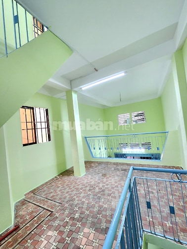 NHÀ LÔ GÓC 3 TẦNG - VỊ TRÍ ĐẸP - 60m2 SD - SAU MẶT TIỀN CHỢ NHẬT TẢO