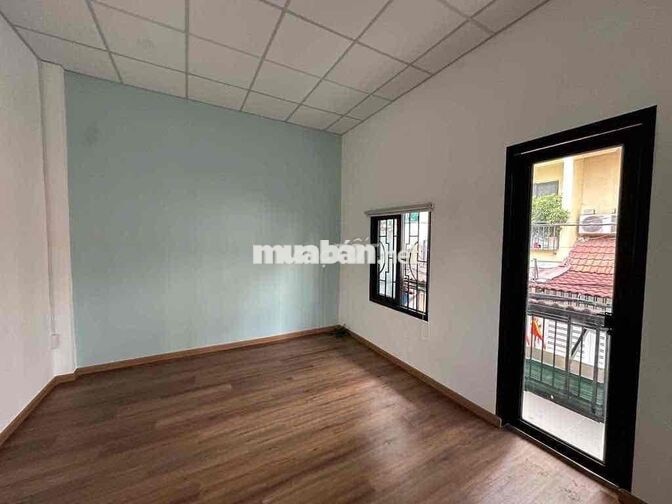 CHO THUÊ NHÀ CĂN GỐC - 2PN NGAY PHẠM VĂN HAI - HẺM XE TẢI