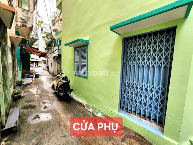 NHÀ LÔ GÓC 3 TẦNG - VỊ TRÍ ĐẸP - 60m2 SD - SAU MẶT TIỀN CHỢ NHẬT TẢO