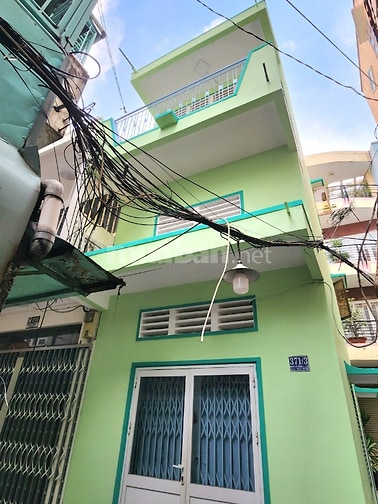 NHÀ LÔ GÓC 3 TẦNG - VỊ TRÍ ĐẸP - 60m2 SD - SAU MẶT TIỀN CHỢ NHẬT TẢO