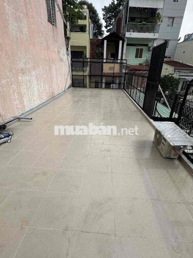 CHO THUÊ NHÀ CĂN GỐC - 2PN NGAY PHẠM VĂN HAI - HẺM XE TẢI