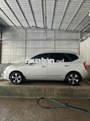 KIA Carens 2016 1.6 MT màu bạc
