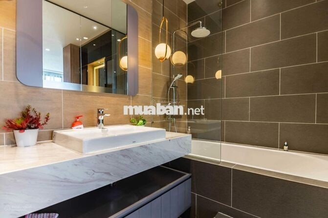 Cần cho thuê căn hộ cc Âu cơ Tower, dt: 98m2, 3 PN, 2wc, NTCC