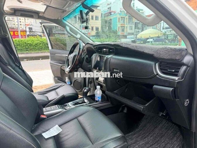 Toyota Fortuner 2022 93000 km Trắng