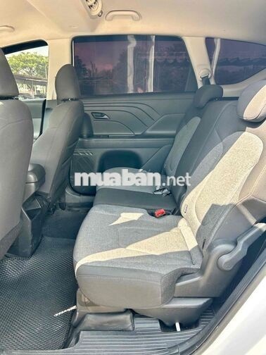 Hyundai Stargazer 2024