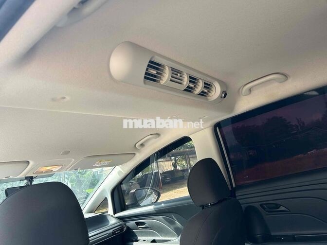 Hyundai Stargazer 2024