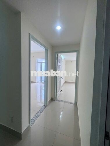 Bán căn hộ CC 1050 Phan Chu Trinh. DT: 61,5m2. Đã có sổ. 2PN. Lô B