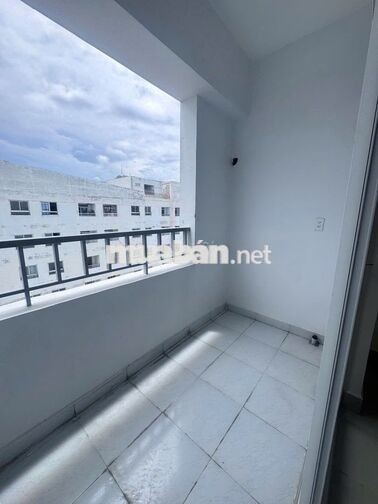 Bán căn hộ CC 1050 Phan Chu Trinh. DT: 61,5m2. Đã có sổ. 2PN. Lô B