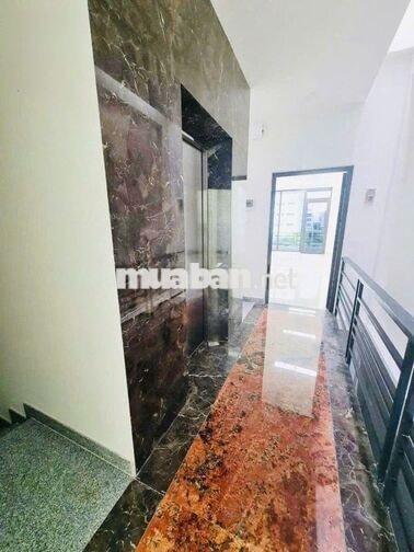 NHÀ ĐẸP K300 – Nguyễn Minh Hoàng, P12, TB - Sàn Suốt, Thang Máy, PCCC