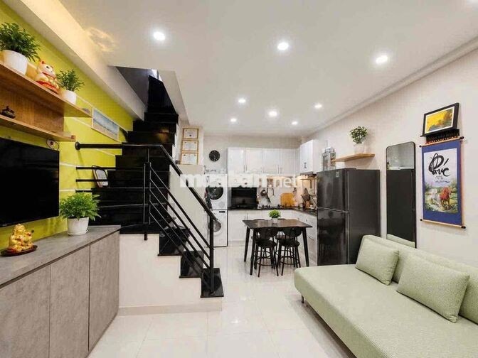 8tr chốt nhà đẹp như tranh p9 q5 ngô gia tự