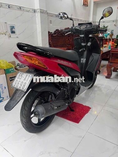 Honda Click màu Đỏ