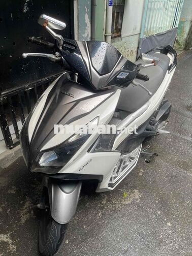 Honda Air Blade 2015 trắng xám