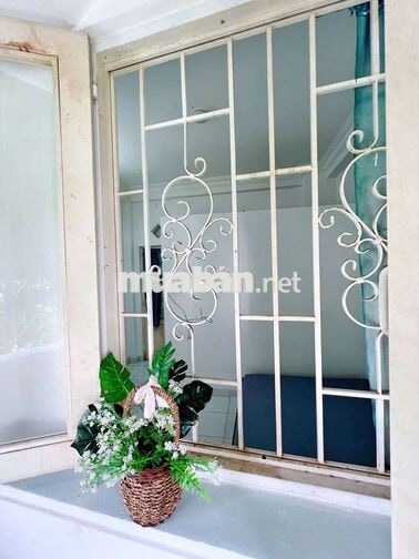 Studio có ban công phù hợp 1ng1xe