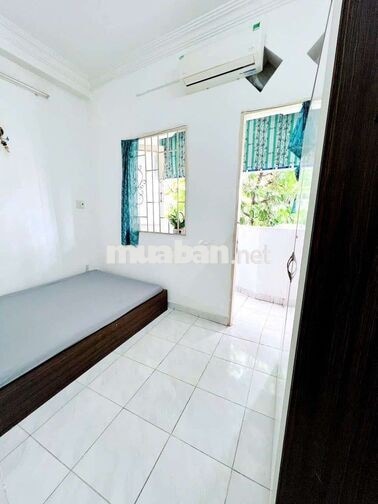 Studio có ban công phù hợp 1ng1xe