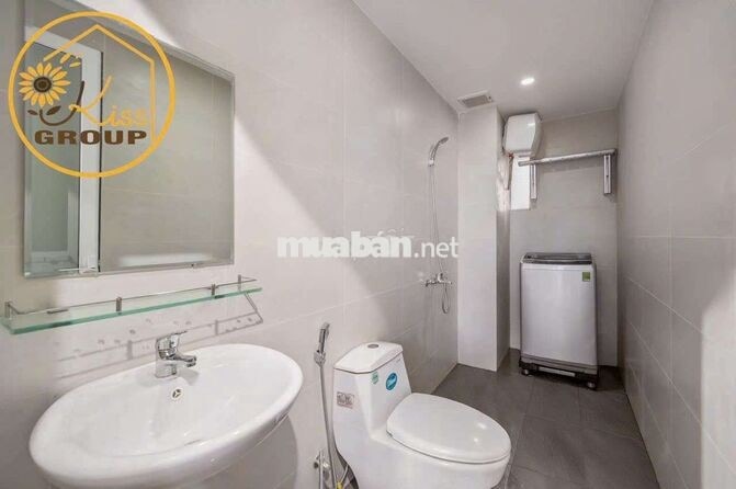 Cho thuê căn hộ mới đẹp có ban công ngay Vincom Đà Nẵng