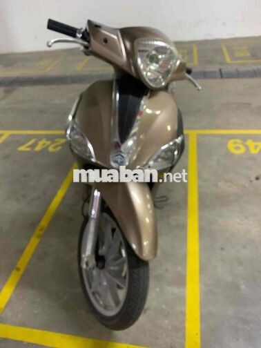Piaggio Liberty màu Nâu