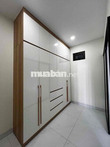 cho thuê nhà 5pn ngay trung tâm Tp mới Thủ Dầu 1