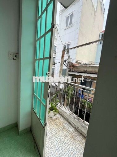 Cho thuê phòng Có Gác+Ban Công.Đường Lê Trực, Phường 7.Q. Bình Thạnh 