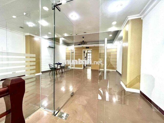 Cho thuê mặt bằng trệt ngang 6m, dt 50m2  ở 219 Khánh Hội Quận 4