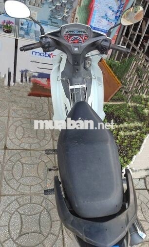 Honda Blade 110 2019 màu trắng