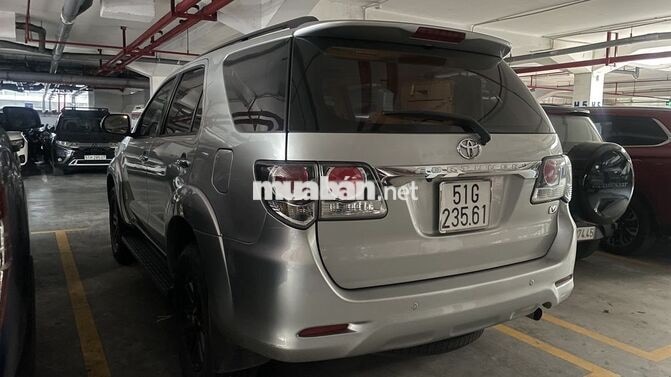Toyota Fortuner 2016 2.7 AT Bạc