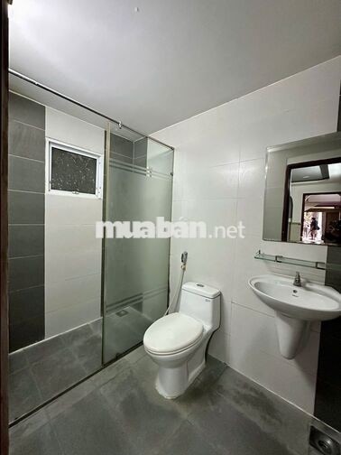 Cần cho thuê Mặt Bằng KD 766 Sư Vạn Hạnh P.12 Q.10 
