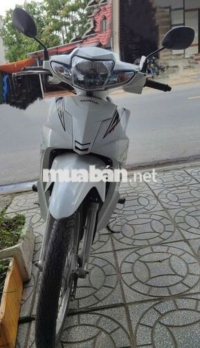 Honda Blade 110 2019 màu trắng