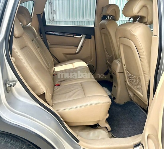 Bán rẻ CHEVROLET CAPTIVA MAX AT 2011 số tự động độ full Option rất đẹp