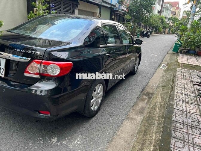 Toyota Corolla Altis 2011 1.8G Đen