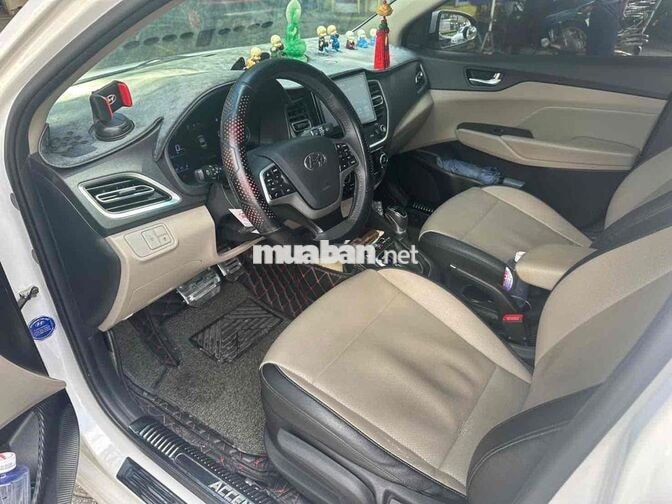 Hyundai Accent 2020 1.4 AT trắng