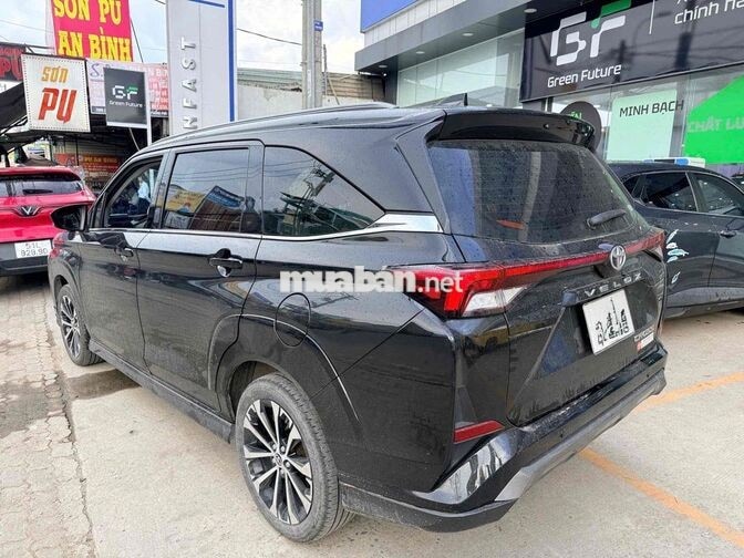 Toyota Veloz Top 2025 1.5 CVT Đen Hỗ Trợ Góp