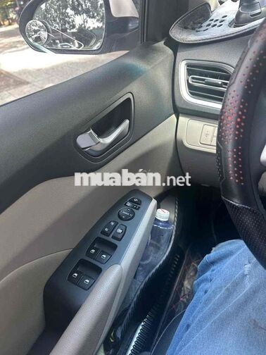 Hyundai Accent 2020 1.4 AT trắng