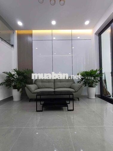 Nhà mặt tiền đường Tô Hiệu . quận Tân Phú . Tp. HCM