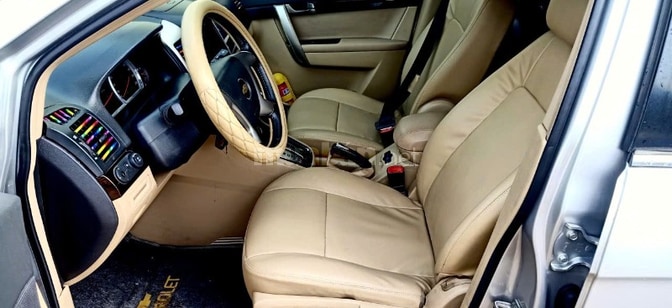 Bán rẻ CHEVROLET CAPTIVA MAX AT 2011 số tự động độ full Option rất đẹp