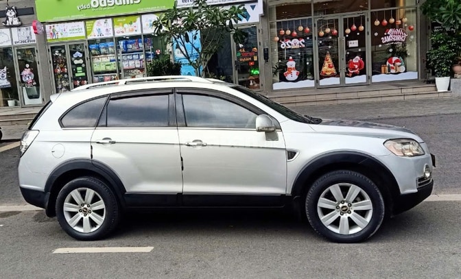 Bán rẻ CHEVROLET CAPTIVA MAX AT 2011 số tự động độ full Option rất đẹp