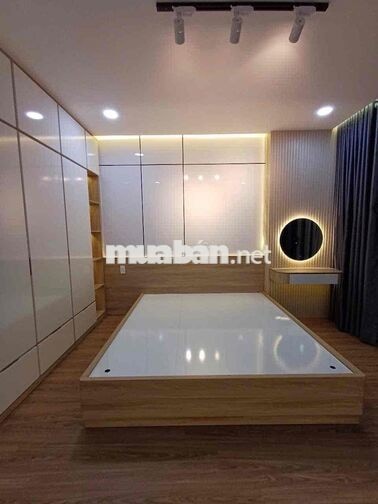 Nhà mặt tiền đường Tô Hiệu . quận Tân Phú . Tp. HCM