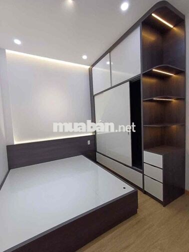 Nhà mặt tiền đường Tô Hiệu . quận Tân Phú . Tp. HCM
