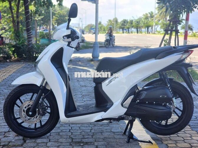 Honda SH 150cc 2015 màu trắng..bs 43
