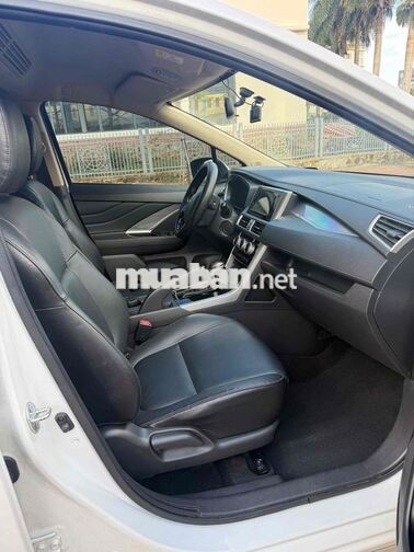 Mitsubishi Xpander Premium 2021 tự động trắng