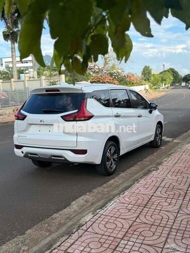 Mitsubishi Xpander Premium 2021 tự động trắng